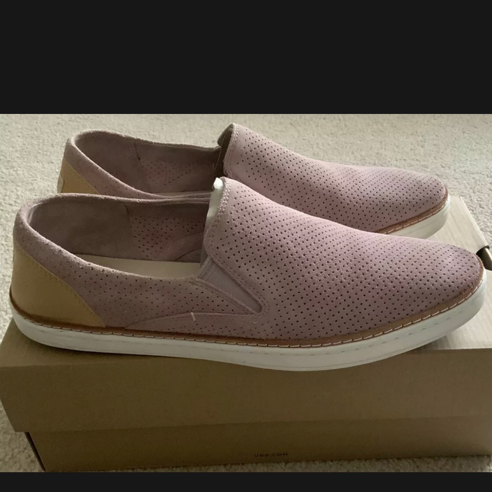 Ugg Sneakers Women’s 11